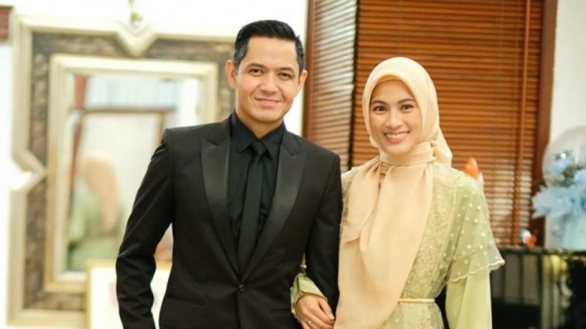 Potret Harmonis Dude Harlino dan Alyssa Soebandono. (Instagram/ichasoebandono)