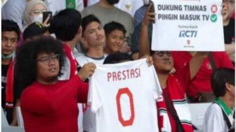 Timnas Indonesia Gagal di Semifinal Piala AFF, Tagar #styout Menggema di Twitter, Warganet: Kita yang Gak Punya Mental Juara