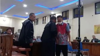 Penyuap Rektor Unila Didakwa Kurungan Penjara 1 Tahun 4 Bulan