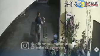 Serem! Video Pencuri Burung Gentayangan Bawa Celurit di Malang, Warga Resah