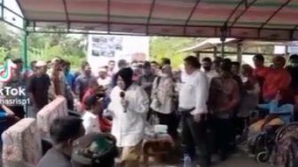 Geger! Mensos Risma Marah-marah ke Wartawan Saat Kunjungan ke Aceh, Netizen: Ngopi Dulu Bu
