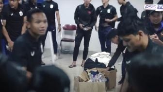 Wow! Pemain PSIS Semarang Bersihkan Locker Room Usai Kalahkan Dewa United