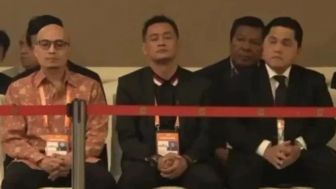 Posisi Duduk Erick Thohir di Pojokan Jadi Sorotan, La Nyalla Mattalitti Dapat Kursi Empuk