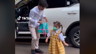 Bertrand Antar Tania ke Sekolah, Netizen Baper: Onyo Sudah Bisa Jagain Dua Princessnya