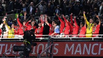 Manchester United Juara, Gibran Beri Komentar: Makin Sangar