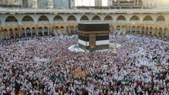 CEK FAKTA Kerajaan Arab Saudi Tutup Ziarah ke Makkah dan Madinah Hingga Idul Fitri