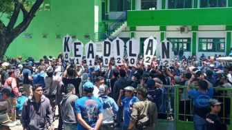 Malang Bergolak Lagi, Aremania Demo Pengusutan Kasus Tragedi Kanjuruhan