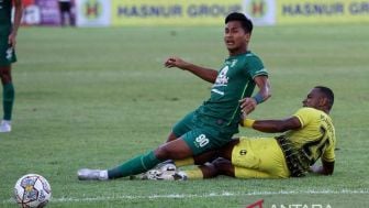 Persebaya Kalah Gara-gara Gol Kontroversial, Aji Santoso: Saya Respek Keputusan Wasit