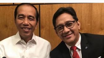 Unggah Foto Bareng dengan Presidan Jokowi, Andre Taulany Isyaratkan Dukung Tiga Periode?