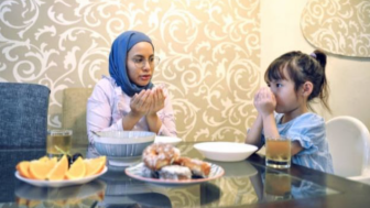 Hukum Puasa Setengah Hari saat Ramadan untuk Anak-anak