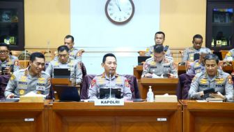 Tingkat Kepercayaan ke Polri Turun, Jenderal Pol Listyo Sigit Minta Maaf ke Publik