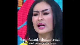 Ramai Dirujak Netizen Soal Suami Cium Bibir Anaknya, Iis Dahlia: Lu Gak Ngelihat Bagaimana Kehidupan Kita