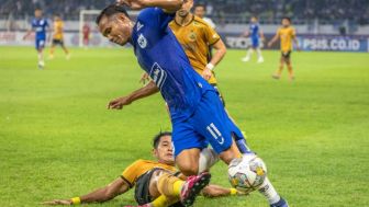 Segera Gabung Persib Bandung, Bek Seharga Rp 1,7 Miliar Ini Ucap Perpisahan ke Mantan