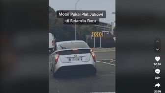 Heboh, Mobil di Selandia Baru Pakai Plat Nomor Bertuliskan Jokowi, Publik: Keren, Mendunia!