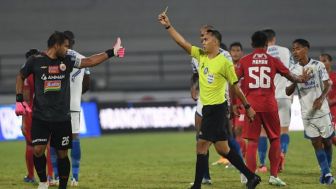 3 Wasit Berlisensi FIFA Ini Tercoret dari Liga 1, Baru Saja Pimpin Laga Internasional