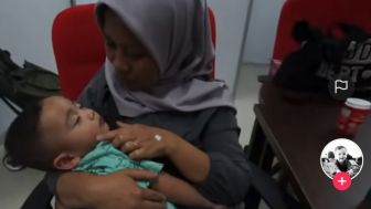 Ya Ampun! Dibangunkan karena Harus Kerja, Rayyanza Disebut Bayi Profesional