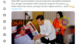 CEK FAKTA: Beredar Foto Presiden Jokowi Bersalaman dengan Cak Nun