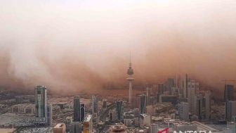 Diterjang Badai Pasir, Ribuan Warga Iran Alami Gangguan Pernapasan