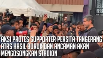 Aksi Protes Suporter Persita Tangerang, Tuntut Pemain Menang Lawan Persebaya dan PSS Selman