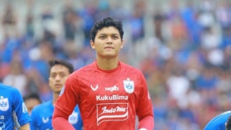 Sudah Minta Maaf ke Arsan Makarim atas Insiden di Liga 1 2023/2024, Kiper Adi Satryo terus Alami Cibiran di Instagram