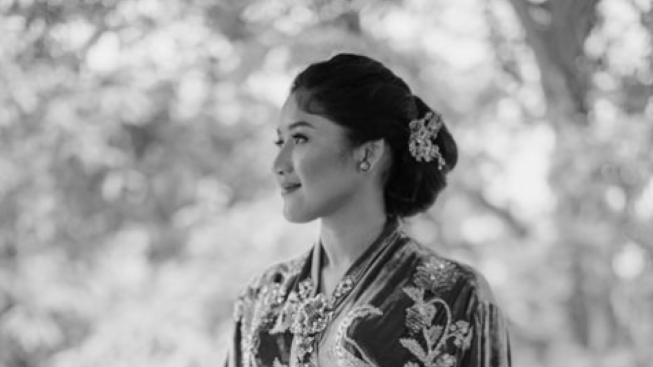 Foto Erina Gudono Ini Katanya Mirip Almarhumah Ani Yudhoyono, Bagaimana Menurutmu?