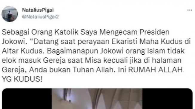 Natalius Pigai Mengecam Presiden Jokowi yang Mengunjungi Gereja saat Misa: Ini Rumah Allah yang Kudus!