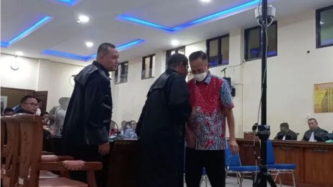 Penyuap Rektor Unila Didakwa Kurungan Penjara 1 Tahun 4 Bulan