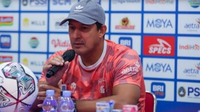 Korban BRI Liga 1 Selanjutnya, Angel Alfredo Vera Jadi Pelatih Ke-15 yang Dipecat
