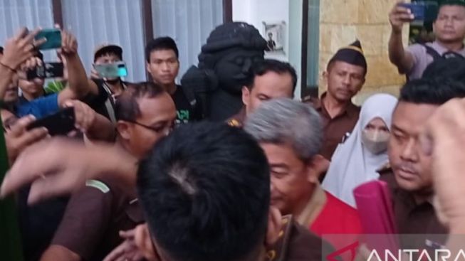 Tersangka Kasus Suap Sekda Kota Kendari Miliki Harta Fantastis, Capai Rp1 M Lebih