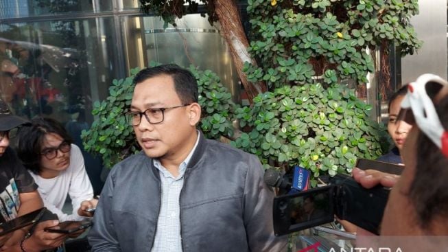 Dalami Korupsi Bansos di Kemensos, KPK: Rugikan Negara Ratusan Miliar