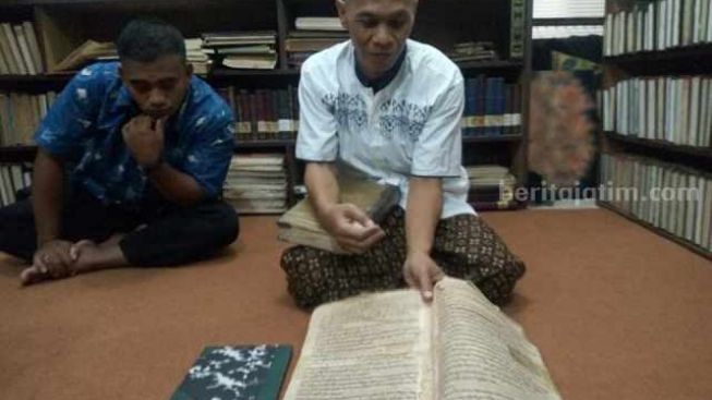 Kitab Tulisan Pendiri NU Mbah Hasyim Masih Bisa Dibaca Meski Usianya Ratusan Tahun