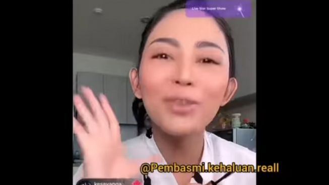 Disebut Puber Kedua, Rachel Vennya Ungkap Kekesalan Saat Live TikTok: Aku Masih 27 Tahun