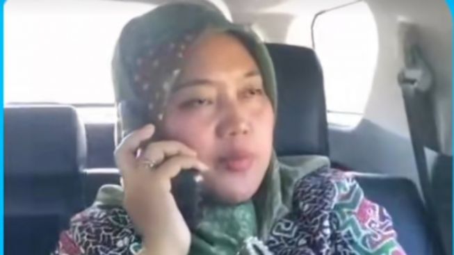 Wagub Lampung Telepon Bupati Lampung Timur Minta untuk Jaga Bima, Warganet: Sinetron!