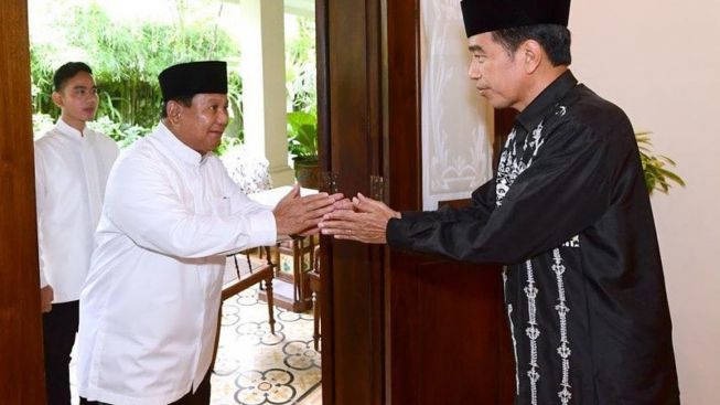 Survei Charta Politika: Pemilih Tak Puas Kinerja Jokowi Cenderung Dukung Prabowo Subianto di Pilpres 2024