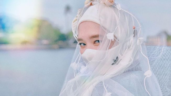 Temani Karier dari Bawah, 4 Artis Ini Diisukan Diselingkuhi Pasangannya