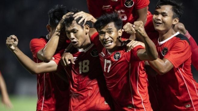 Bahas Timnas Indonesia U-22 Raih Emas SEA Games 2023, Fakhri Husaini: Kalau Teriak Local Pride, Buzzer Ngamuk-ngamuk