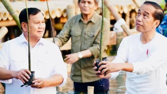 Prabowo Subianto Dipanggil Mendadak oleh Jokowi, Pertanda Baik atau Buruk?