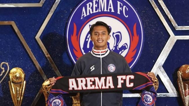 Arema FC Datangkan Dua Pemain Baru, Ternyata dari Klub Tetangga