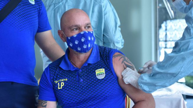 Antusiasme Pelatih Kiper Luizinho Passos Jalani Musim Keempat di Persib Bandung
