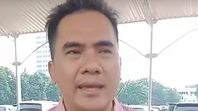 Bongkar Masalah Ranjang, Saipul Jamil Pernah Begituan dengan Dewi Perssik di Lokasi Syuting
