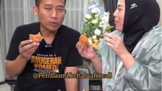 Istri Denny Cagur Ikut Tren Goreng Semangka: Penasaran Aku Bagaimana Jadinya?