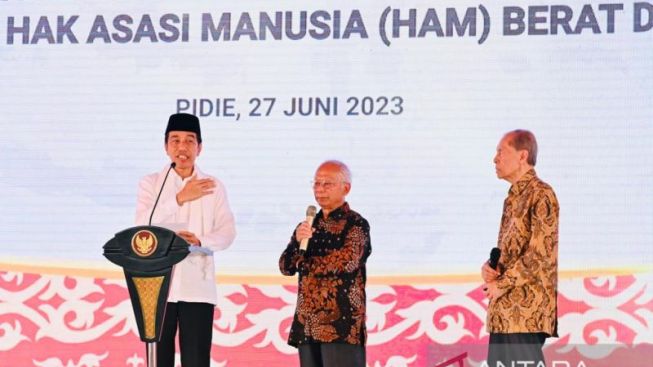 Jokowi Tawari Dua Eksil Korban Peristiwa 1965-1966 kembali Jadi WNI