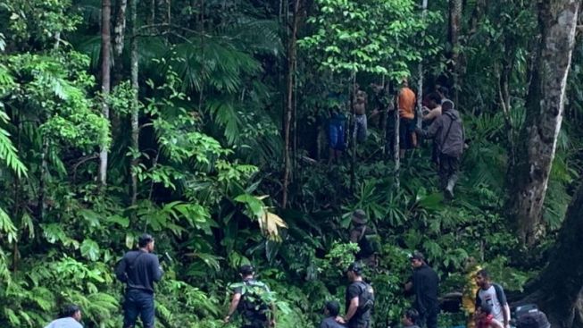 Tim Gabungan TNI Polri Buru Orang Tak Dikenal yang Tebar Teror Serang Warga Halmahera