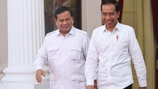 Bertemu Jokowi Lagi, Apa yang Dibahas Prabowo Subianto di Istana Negara?