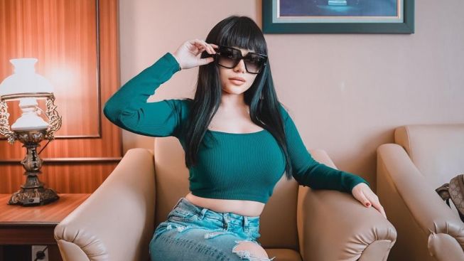 Wajah Aslinya Terlihat di Kamera, Respons Dinar Candy Tidak Terduga