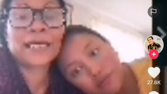 Live Bareng Ibu Angkatnya, Lolly Ungkap Bakal Lanjutkan Sekolah di Inggris