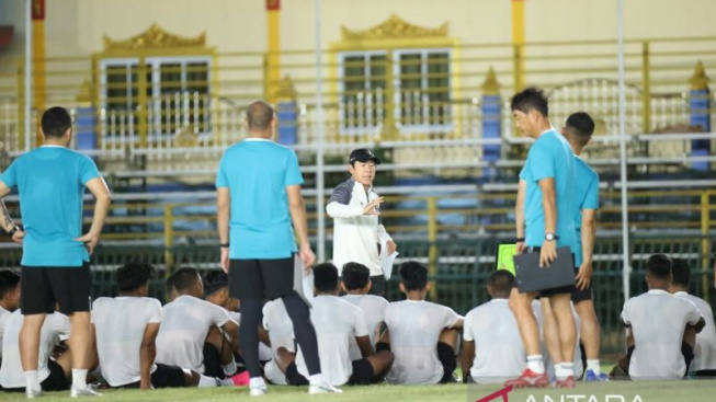 Shin Tae-yong Tegaskan Fokusnya ke Kualifikasi Piala Asia U-23, AFF Hanya Ajang Pemanasan?