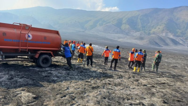 Begini Kondisi Kebakaran di Gunung Bromo, Objek Wisata Masih Ditutup