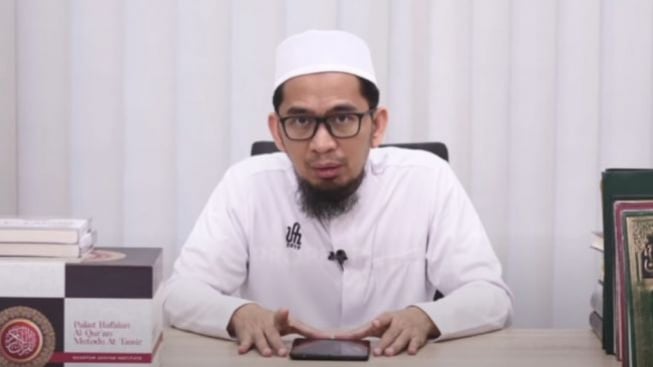 4 Manfaat Puasa Senin Kamis Menurut Ustad Adi Hidayat