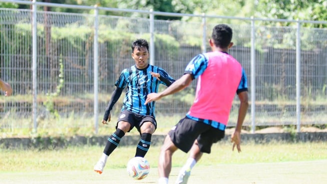 Jelang Laga Derby Jatim, Arkhan Fikri Tak Gentar Hadapi Persebaya di GBT